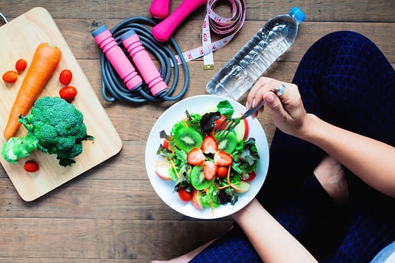 The Best Pre- & Post-Workout Nutrition For Women Who Want To Maximize Results